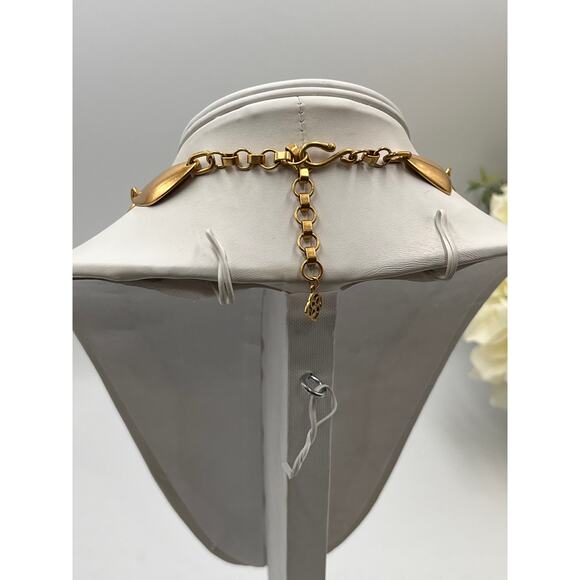 Kendra Scott Kira Vintage Hammered Gold Organic Shaped Statement Necklace - Picture 6 of 12